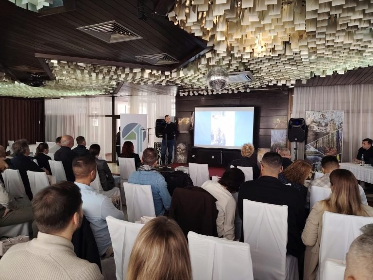 Одржано прво “Саветовање о нестабилностима у туристичким пећинама Србије” у Кучеву